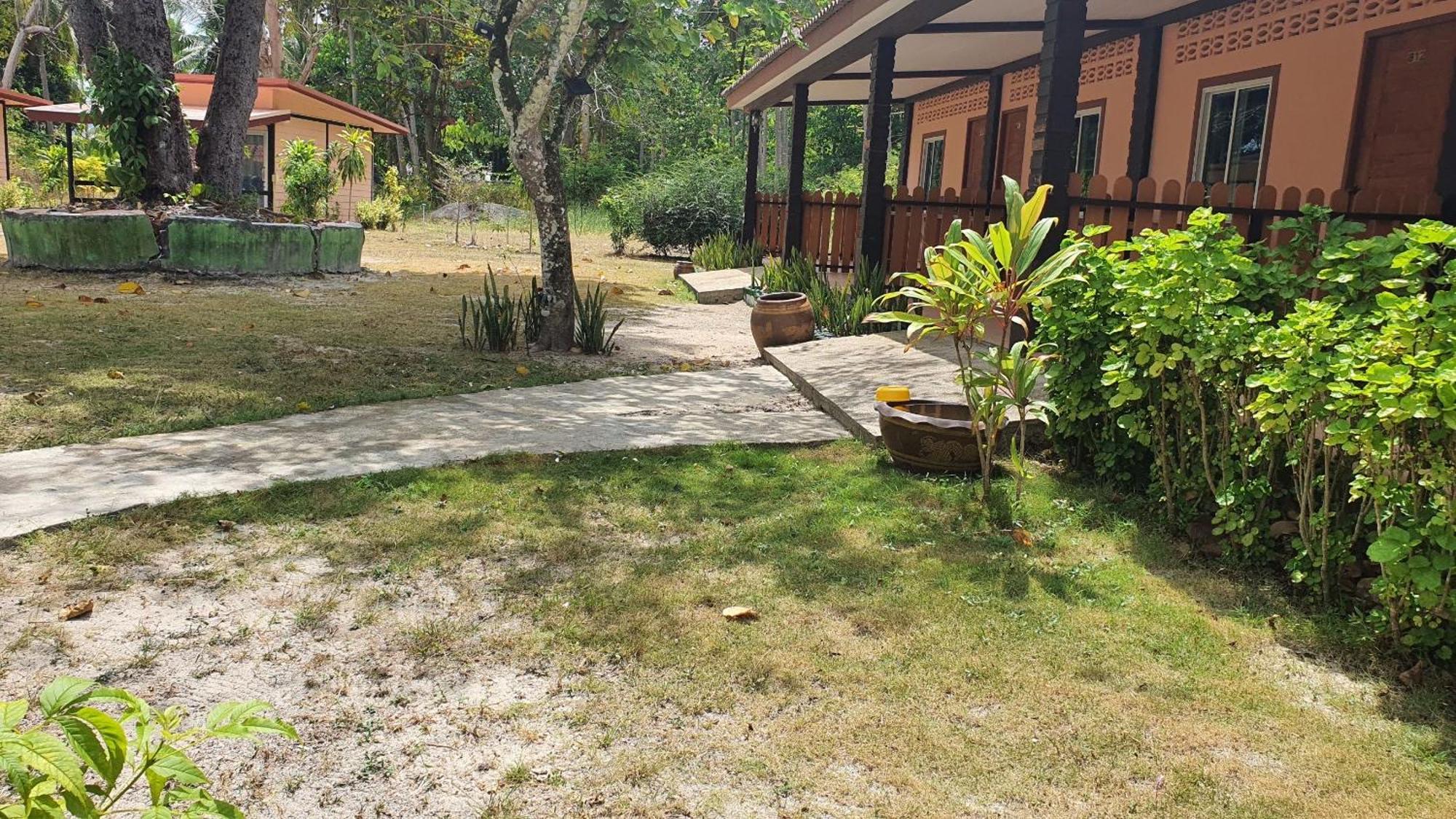 Koh Ngai Kaimuk Thong Resort Екстериор снимка