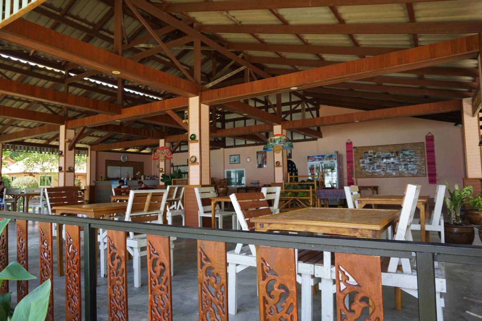 Koh Ngai Kaimuk Thong Resort Екстериор снимка