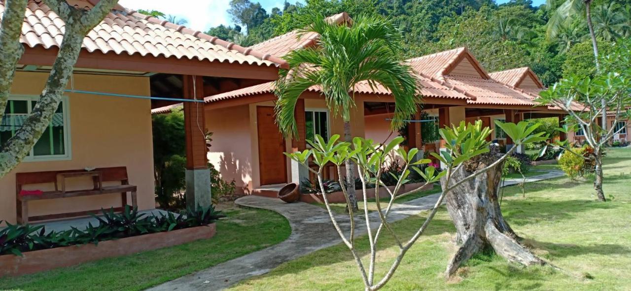 Koh Ngai Kaimuk Thong Resort Екстериор снимка