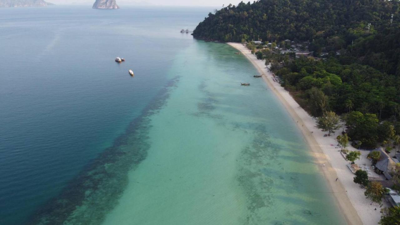 Koh Ngai Kaimuk Thong Resort Екстериор снимка
